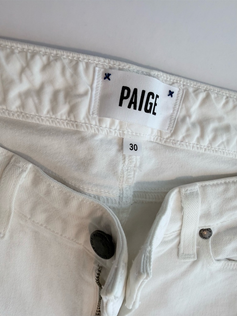 PAIGE Jeans Skyline Skinny Optic White Denim Women’s Size 30